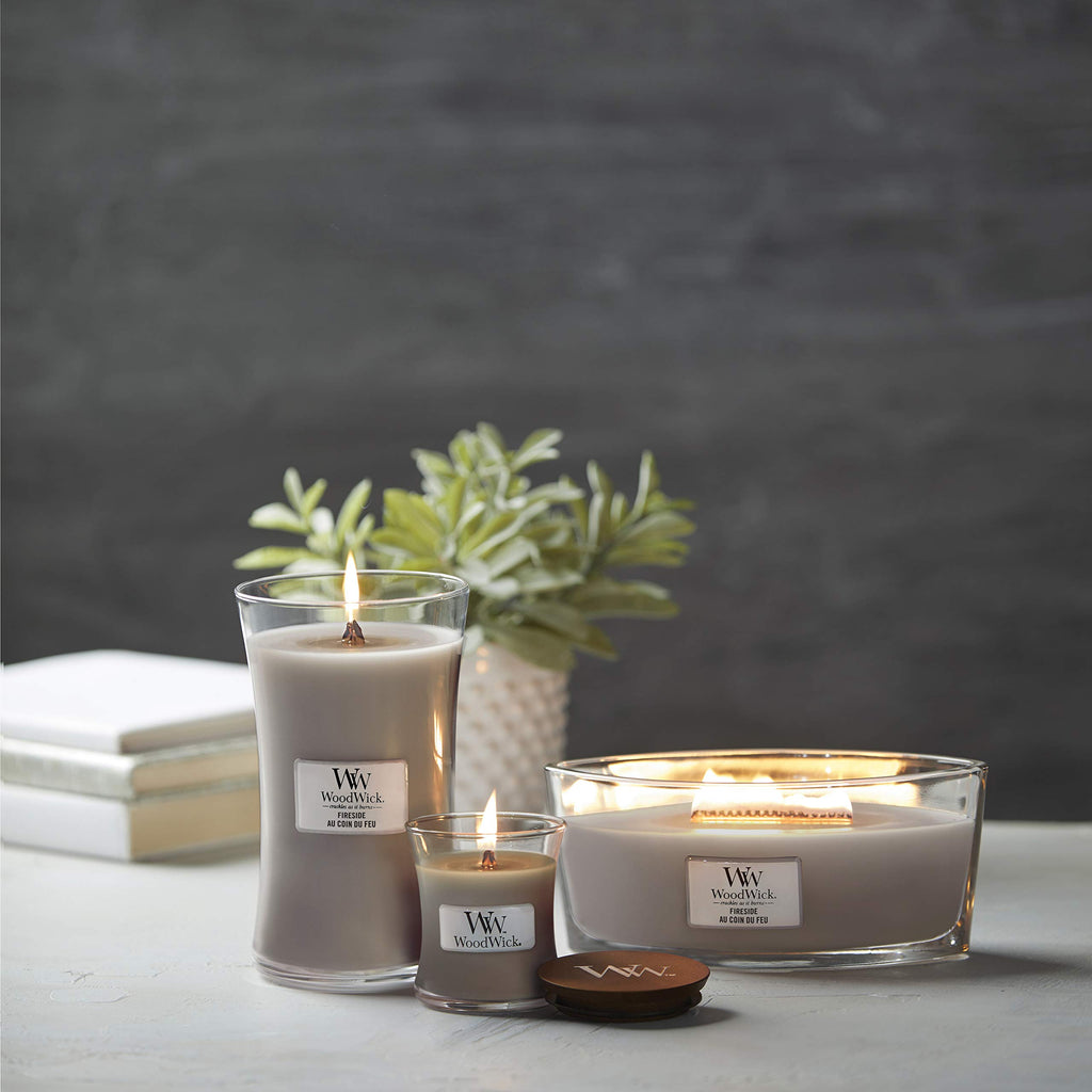 Large Scented Candle with Crackling Wick J9202